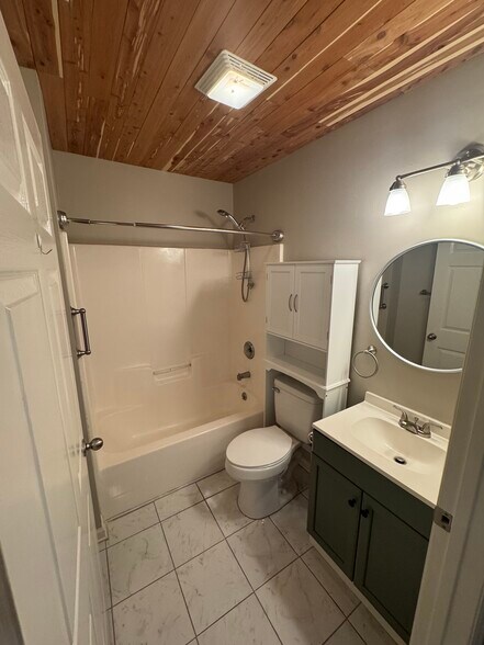 Building Photo - 1618 Yost Ln