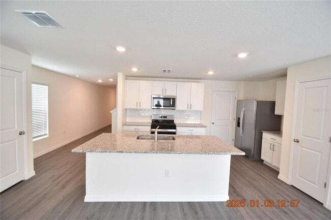 Building Photo - 36209 Sunflower Hl Dr