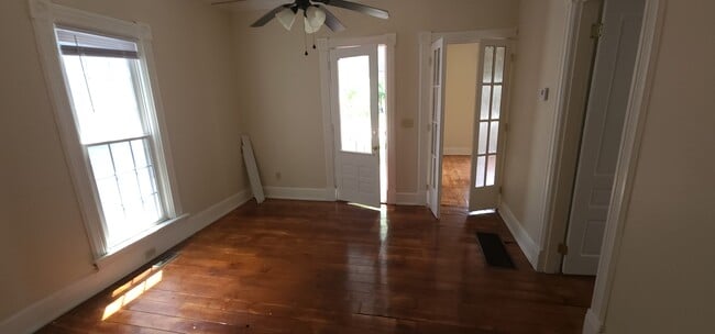 Building Photo - 446 Brightwood Ave