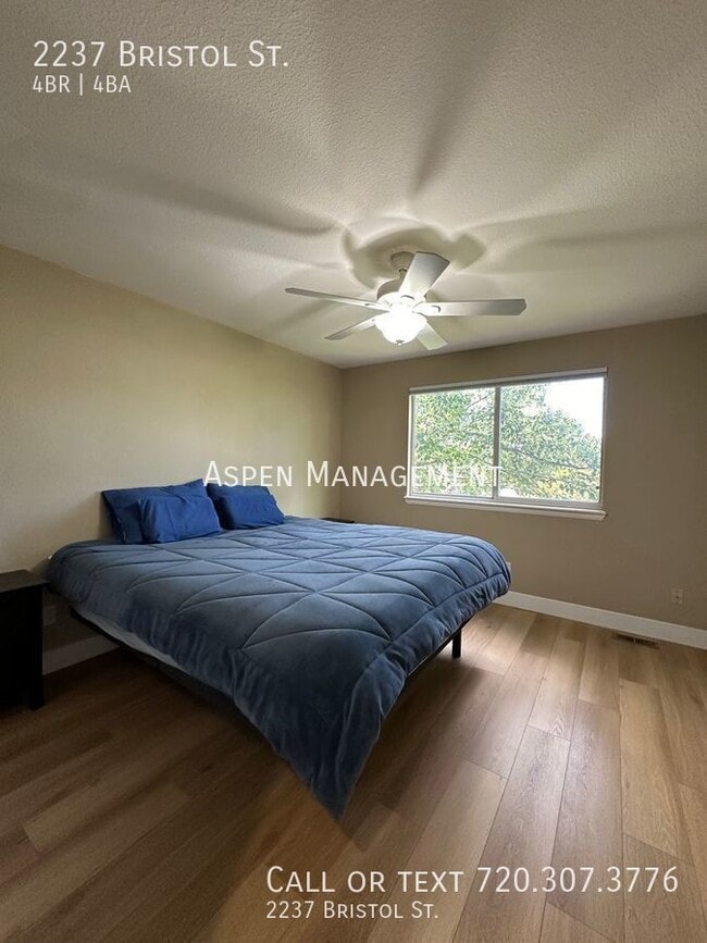 Building Photo - 2237 Bristol St