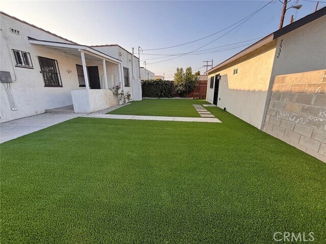 Building Photo - 7530 S Hobart Blvd