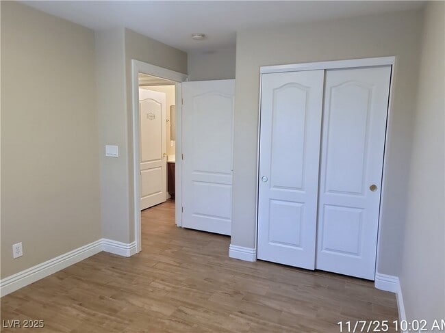 Building Photo - 8615 Little Fox St