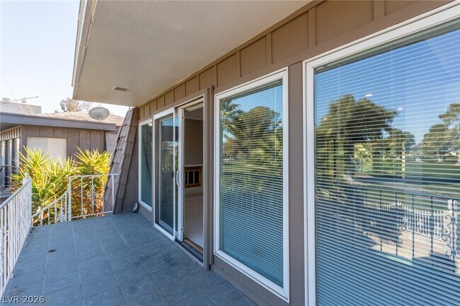 Building Photo - 754 Vegas Valley Dr