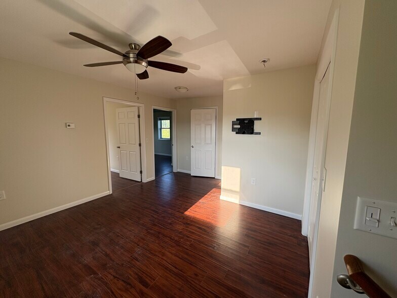 Living Area - 54 Bald Hill Rd