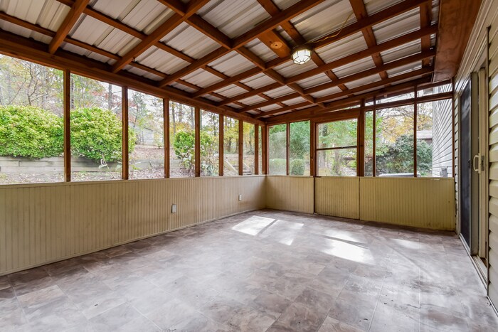 Building Photo - 2852 Melanie Ln