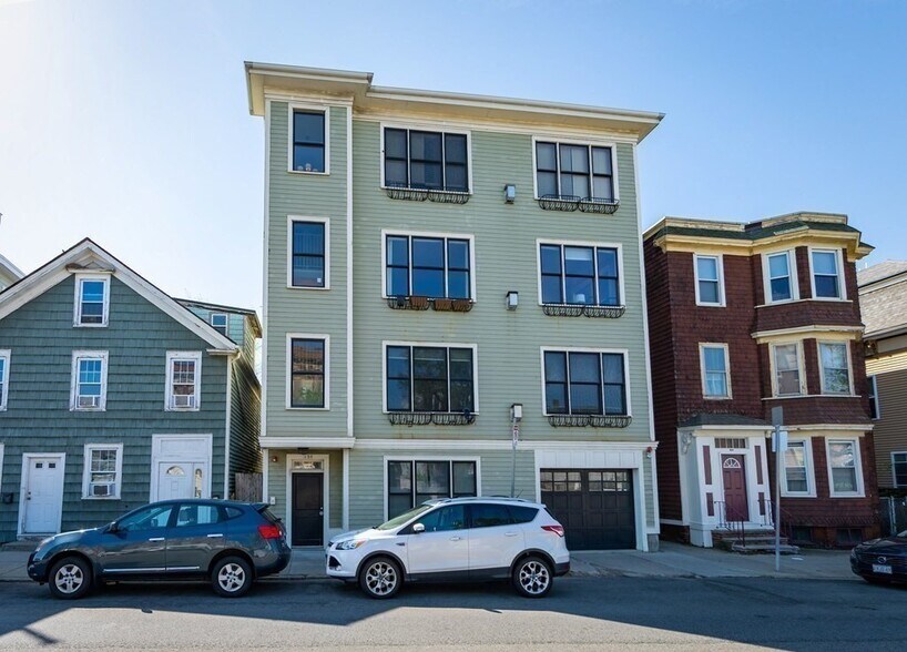 Building Photo - 354 Dorchester St