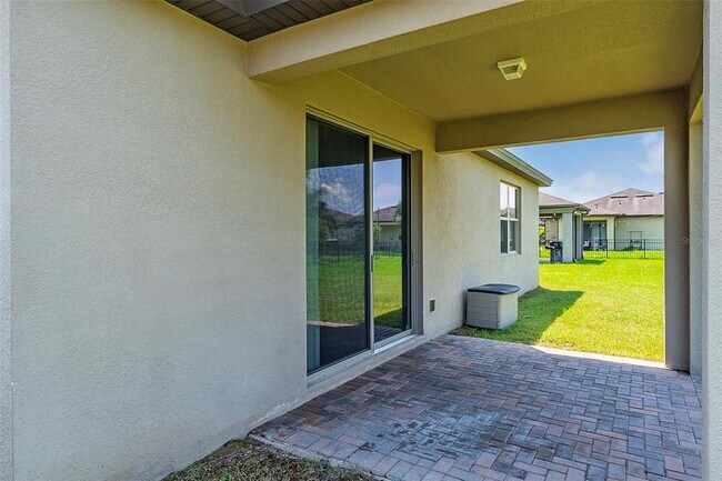 Building Photo - 2756 Mead Ave