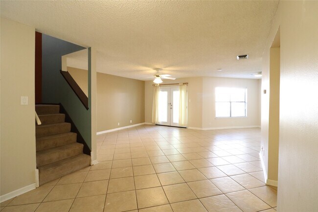 Building Photo - 13026 Cavern Park Dr