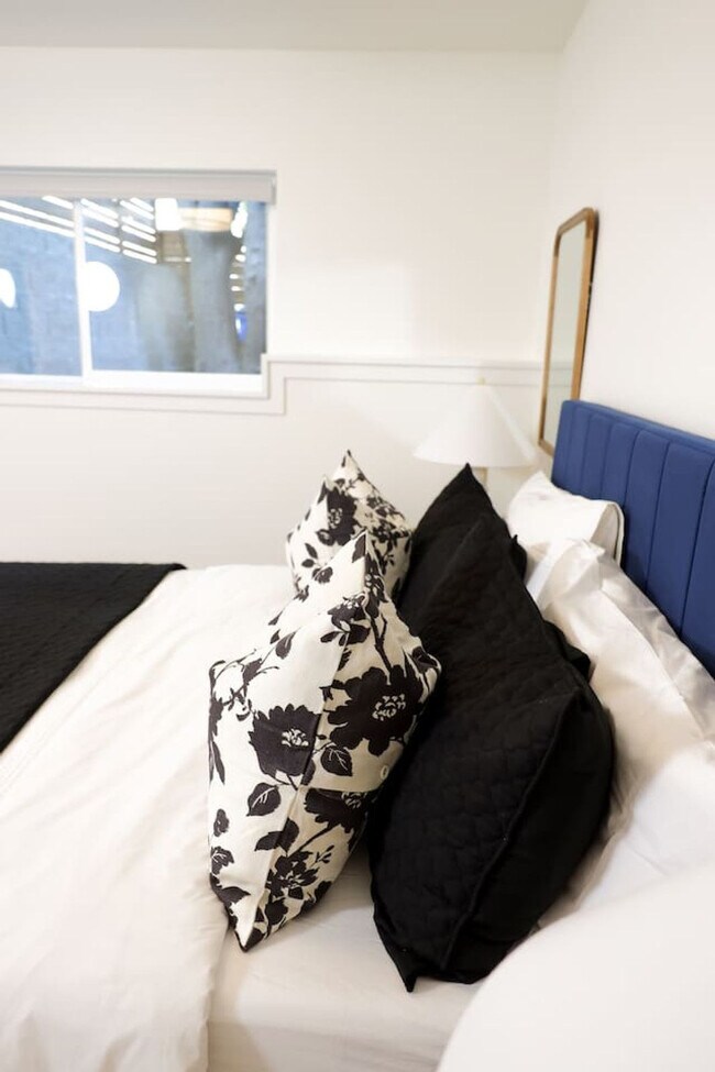 Building Photo - 3921 I St