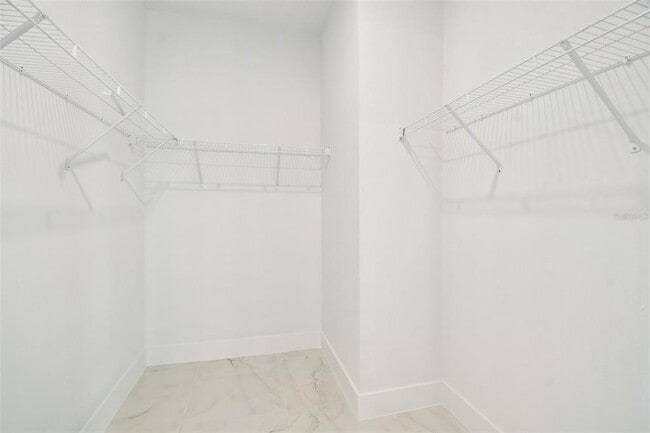 Building Photo - 145 N Orange Ave