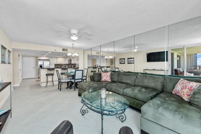 Building Photo - 2700 N Hwy A1A