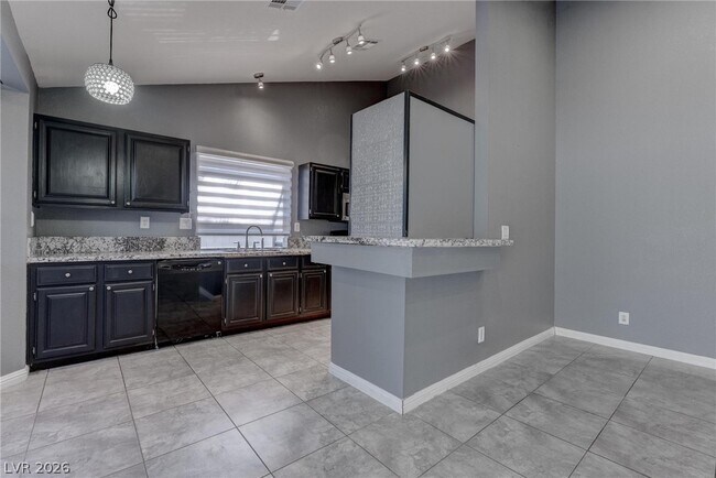 Building Photo - 7817 Cape Vista Ln