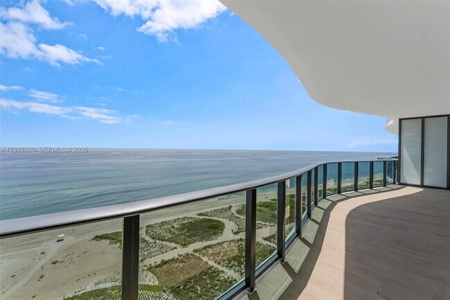 Building Photo - 900 N Ocean Blvd