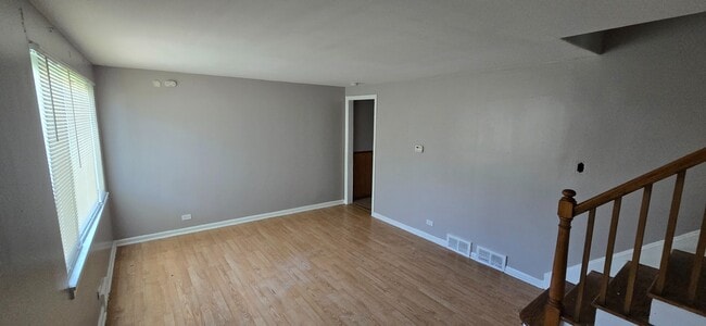Building Photo - Charming 3-Bedroom Home with Basement in J...