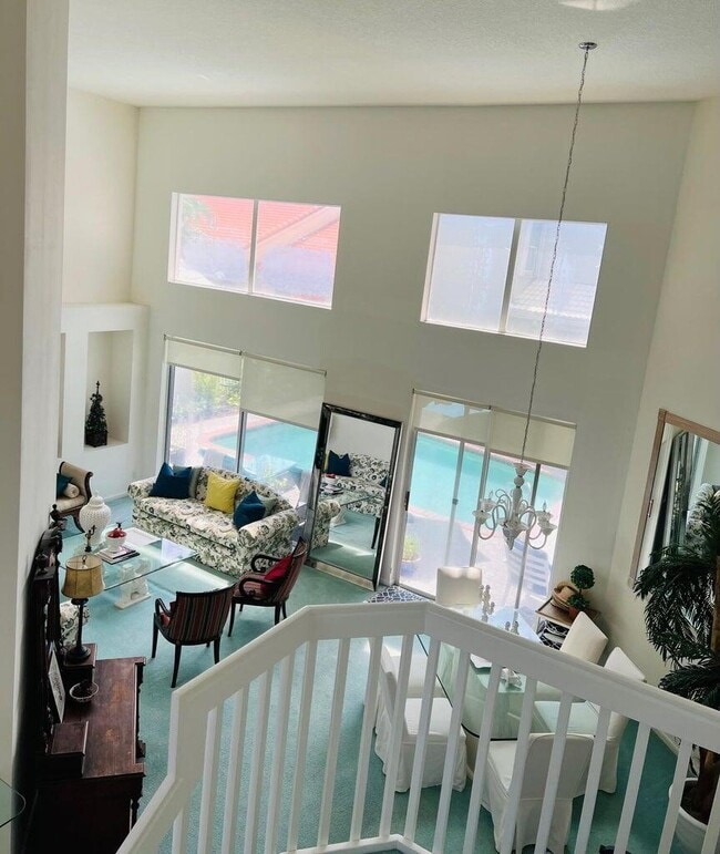 Building Photo - 17275 Ventana Dr