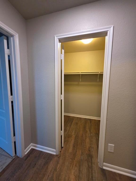 Building Photo - 25335 Briscoe Village Dr