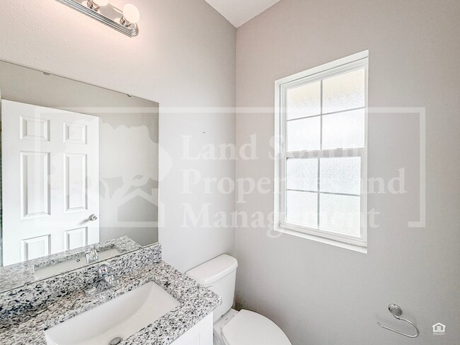 Building Photo - 3389 Cup Dr