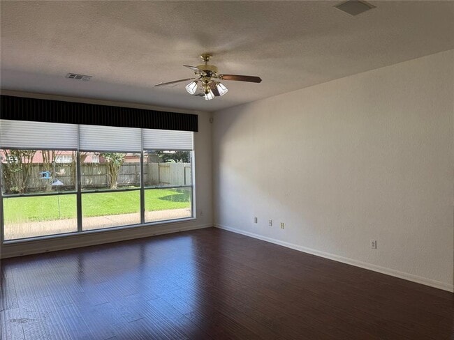 Building Photo - 17414 Fountainview Cir