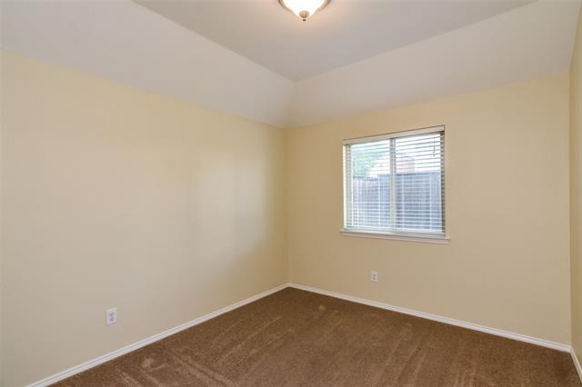 Building Photo - 9409 Caliente Dr