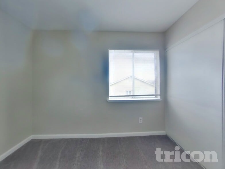 Building Photo - 213 Jana Way