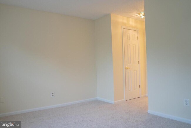 Building Photo - 12101 Greenwood Ct
