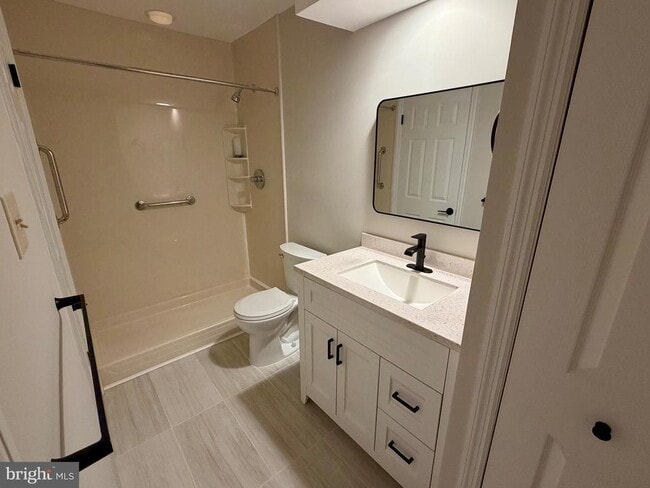 Building Photo - 405B Mulberry Cove