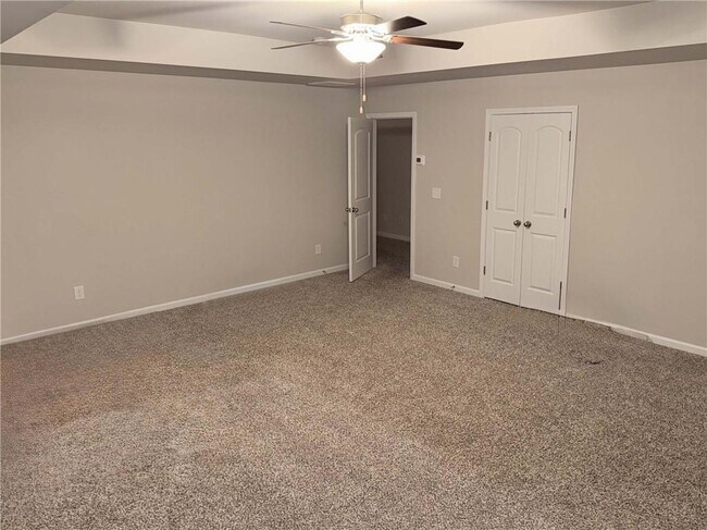 Building Photo - 480 Rockfern Ct