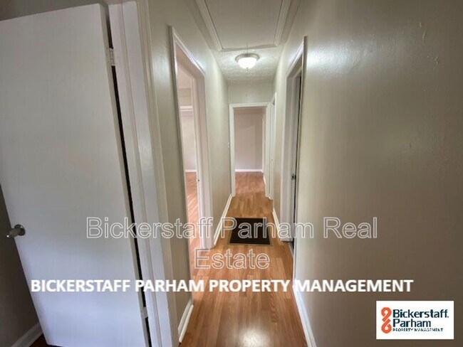 Building Photo - 4163 Swann St