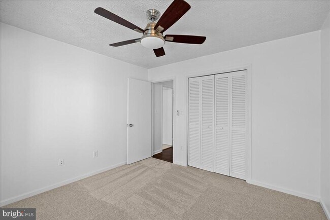 Building Photo - 2228 Hunters Run Dr