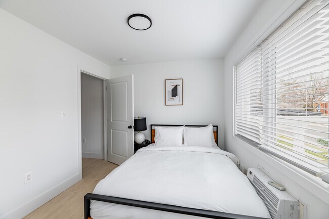 Building Photo - 3812 13th St N