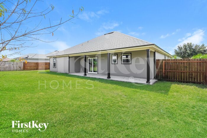 Building Photo - 2612 Royal Pointe Dr