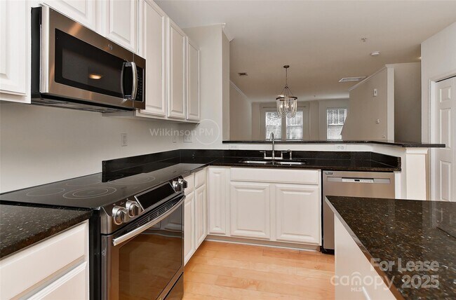 Building Photo - 1127 Ilana Ct
