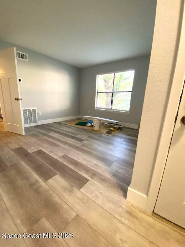 Building Photo - 225 S Tropical Trail