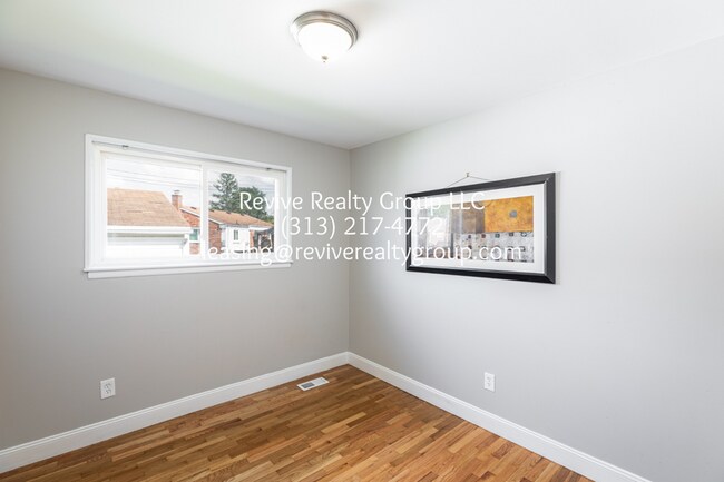 Building Photo - 1131 Rahn St