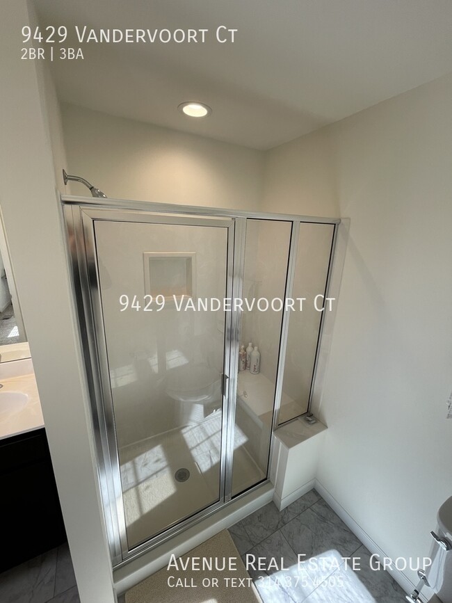 Building Photo - 9429 Vandervoort Ct