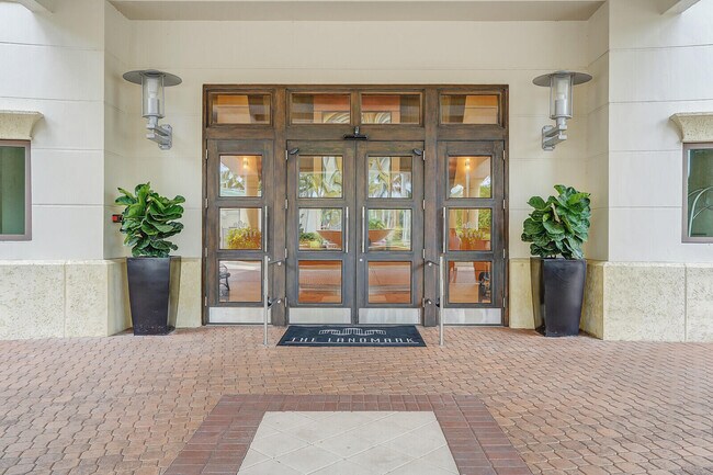Building Photo - 3630 Gardens 901c Pky