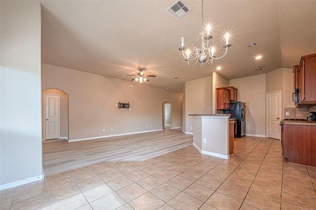Building Photo - 18302 Red Oak Manor Ln