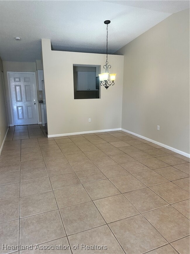 Building Photo - 3303 Astoria Ave