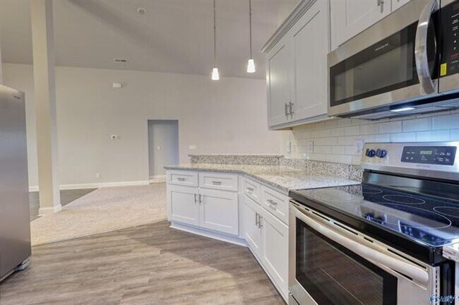 Building Photo - 226 Abercorn Dr