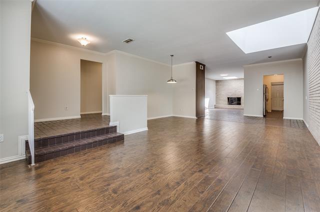 Building Photo - 7434 Wellcrest Dr