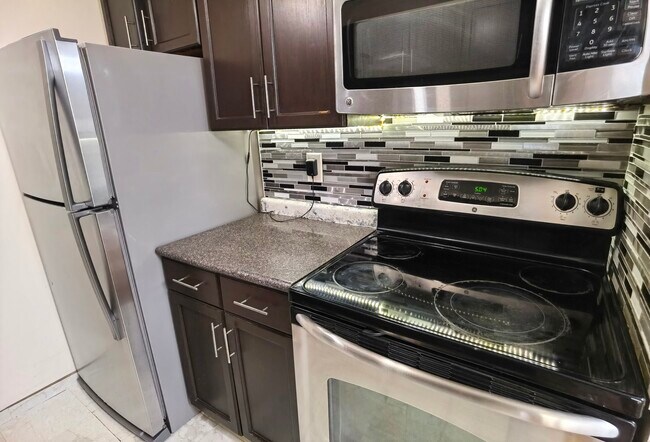 Building Photo - 1 2ND St