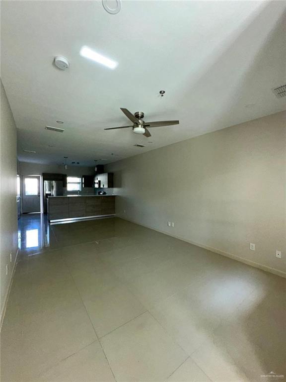 Building Photo - 20 Newport Ave