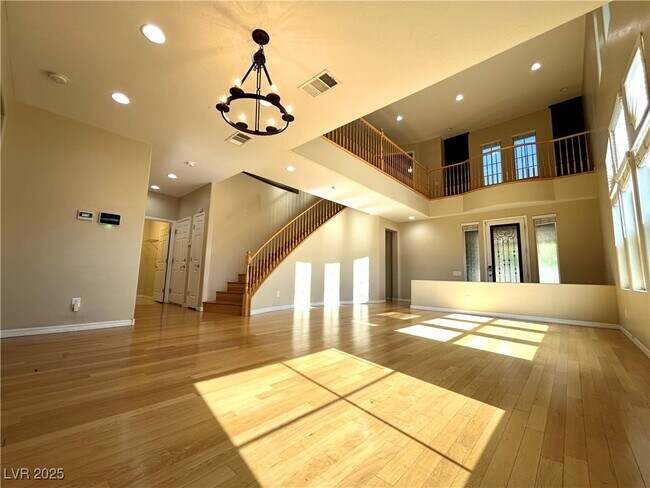 Building Photo - 2529 Flodden St