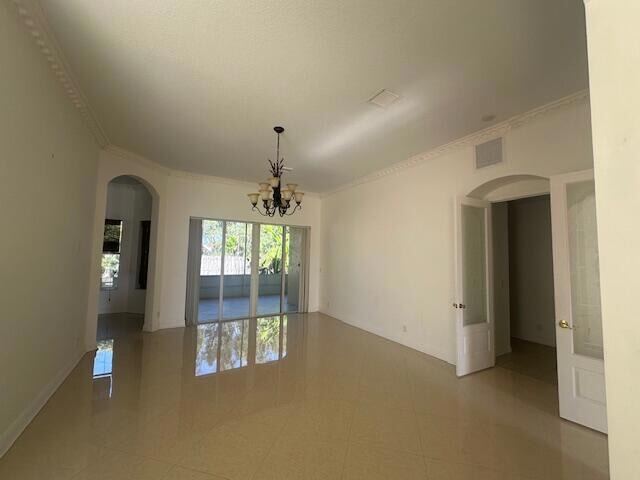 Building Photo - 368 NW Bayshore Blvd