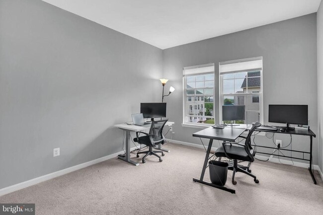 Building Photo - 21600 Romans Dr