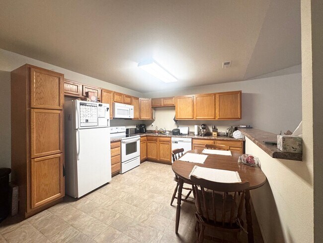 Building Photo - 20924 Hartsburg Ln