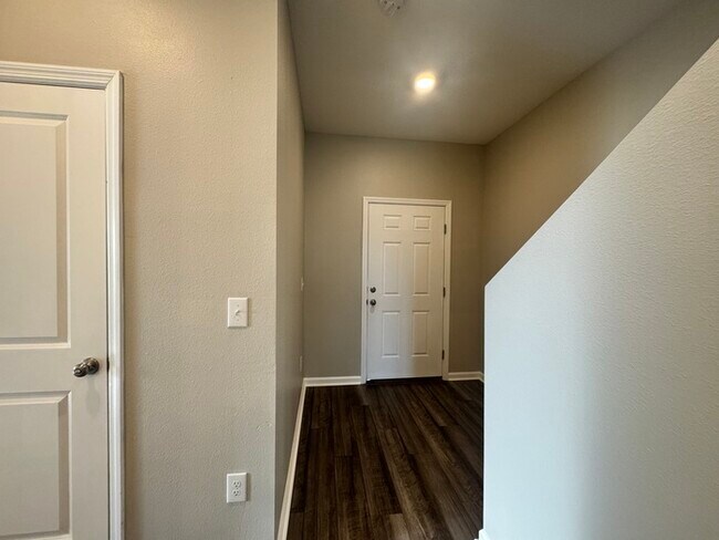 Building Photo - 4 Bed/3 Bath/2 Car Garage New Construction...