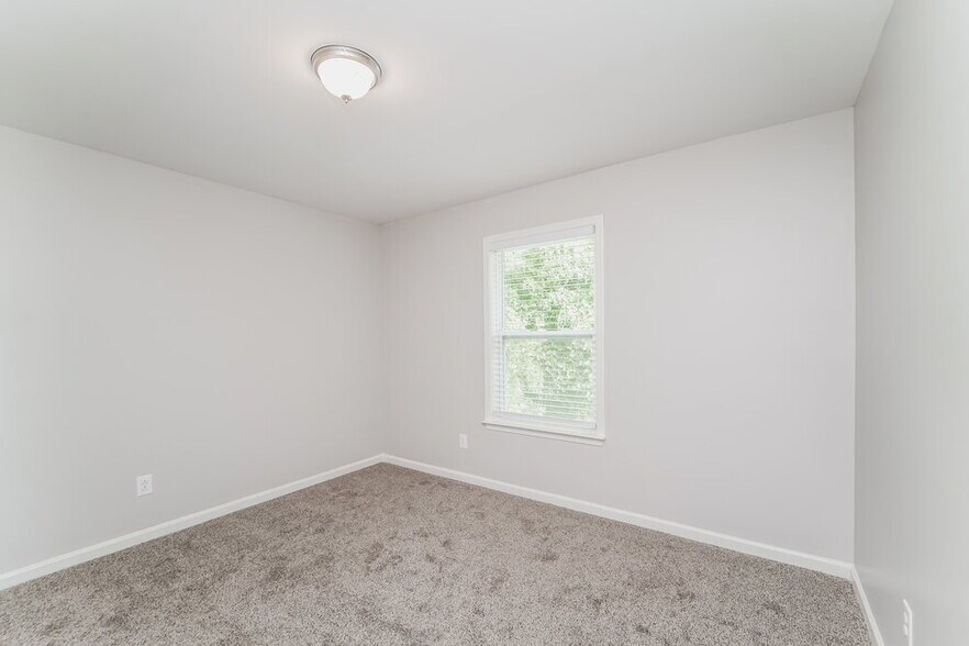 Building Photo - 1088 Joselynn Drive
