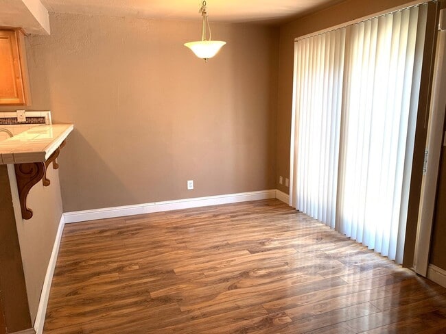 Building Photo - 2661 Carmichael Way