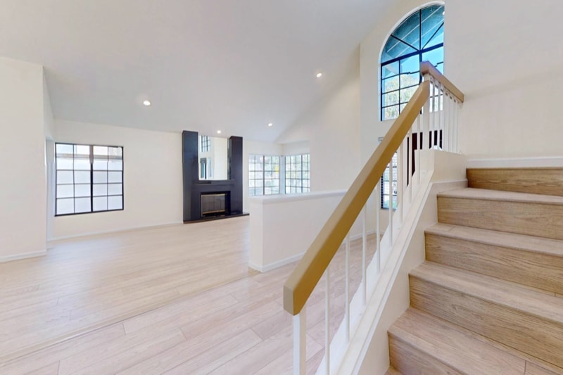 Building Photo - 5813 Serrania Ave